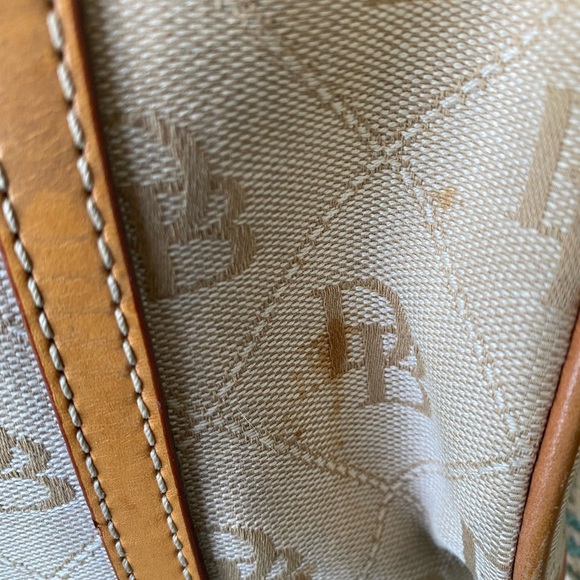 🌺Dooney & Bourke Signature Logo Purse & Wallet Set (Tan) w/Silver Hardware. - Picture 11 of 14